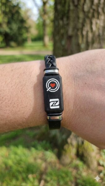 Stielvolles Kunstlederarmband